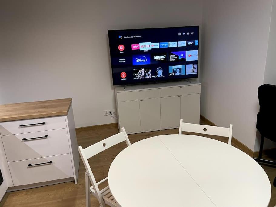 Lucky Seven Cosy 1-Bedroom Apartment, Free Parking 克拉科夫 外观 照片